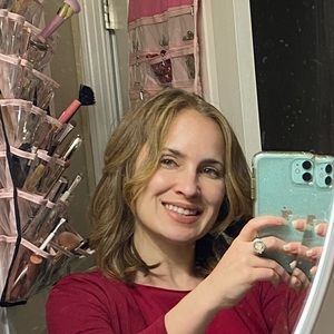 Meet your Posher, Amber